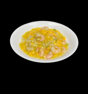 Fried Flat Noodle with Shrimp & Egg Swirl