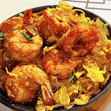 A4.Tiger Prawn with Vermicelli in Savory Seafood Sauce