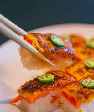 Salmon Oshi