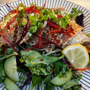 Tuna Tataki Salad