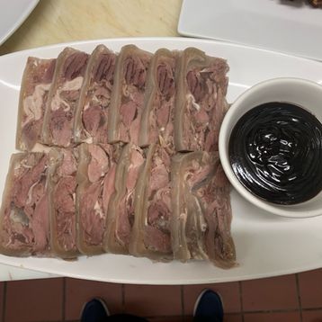 Crystal Curd Lamb with Special Sauce