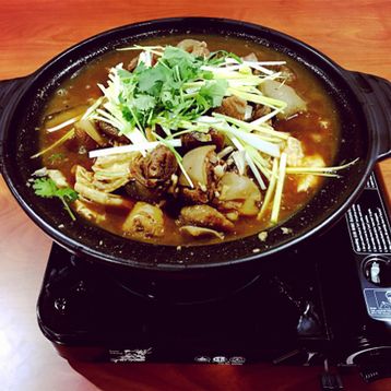 T19-2🌶️Spicy Lamb Hot Pat with Bean Curd Stick