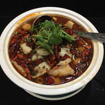 S1.Szechuan Broth Braised Fish