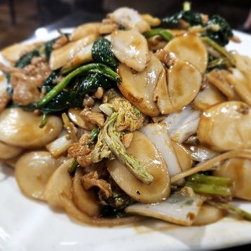 F11.Shanghai Style Fried Rice Cakes