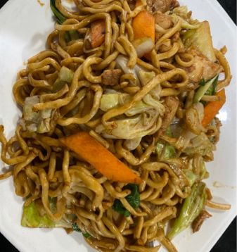 F8.Chicken Chow Mein