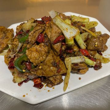 T12.Sauteed Beef with Wild Chilli Peppers