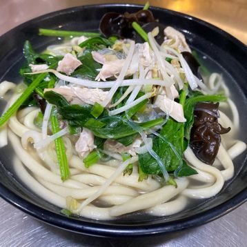 N4.Tender Chicken Noodle Soup