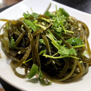 A6.Seaweed Salad