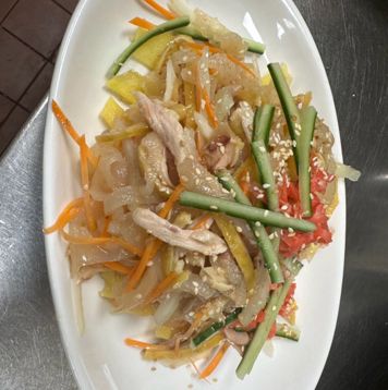 Shredded Chicken with Jelly Fish