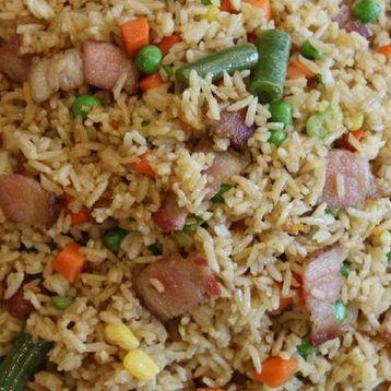 Bacon & Vege Fried Rice 腌肉炒饭