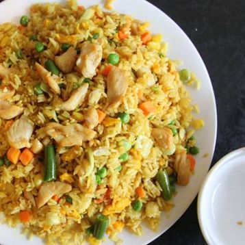 Dry Curry Chicken & Vege Fried Rice 干炒咖喱鸡肉饭