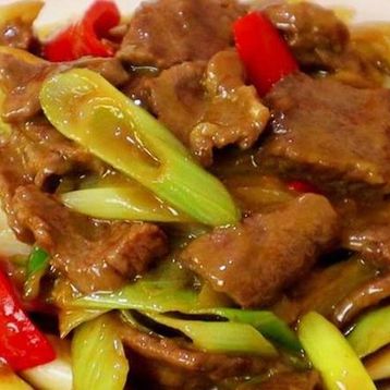 Stir Fried Beef & Onions