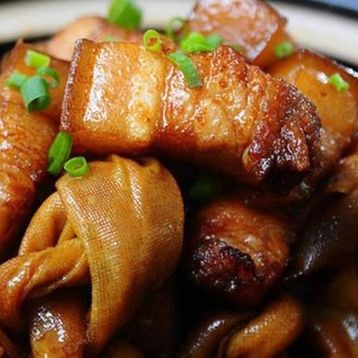 Stewed Pork & Bean Curd