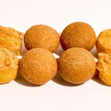 Assorted Balls (8pc)