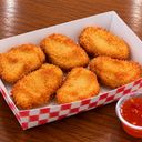 6 Pieces Crispy Chicken Nuggets with our Homemade Sauce