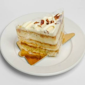Tiramisu Cake