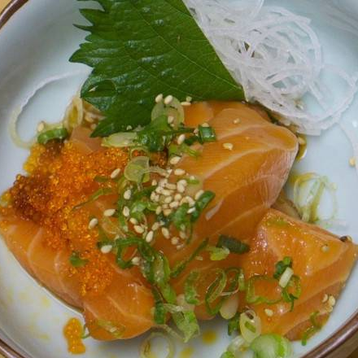 Spicy Salmon Sashimi