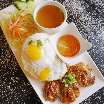 Y1.Grilled Lemongrass Chicken With Eggs