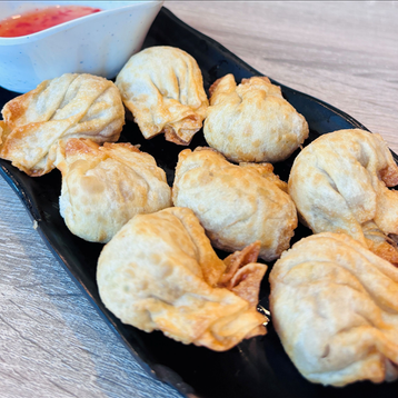 A25 Deep fried wontons