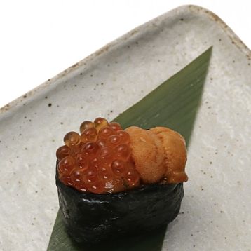 Uni Ikura Sushi