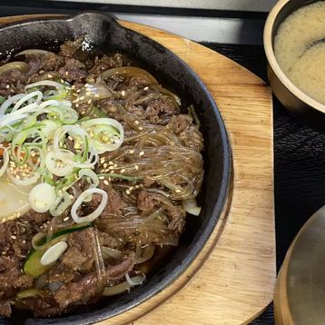 23.Korean style Beef marinated with rice