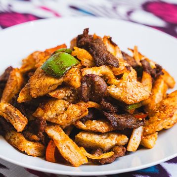 13.Stir-Fried Beef With Nang Bread