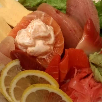 Chirashi Sashimi Don