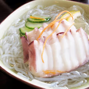 Tako Sunomono (octopus leg)