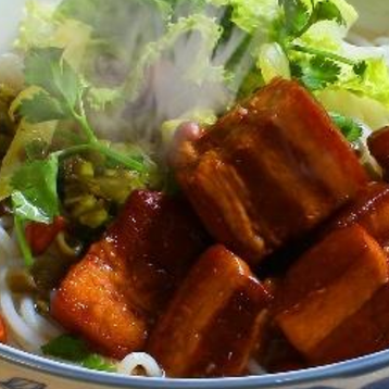 A9 Rice Noodle Soup w/ Stir Fried Pork