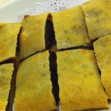 18.Deep Fried Red Bean Pancake