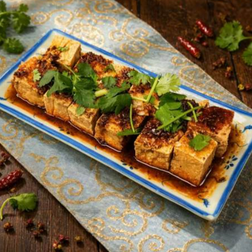D8. House Special Crispy Spicy Tofu