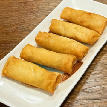 D11. Vegetarian Spring Rolls (5pcs)