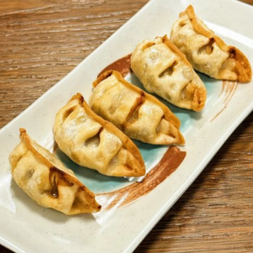 D7. Deep-Fried Wagyu Dumplings (5pcs)