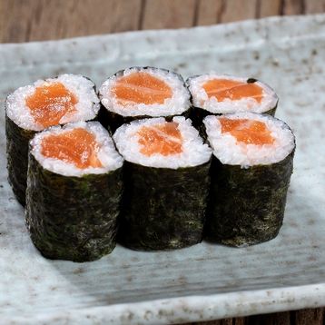 E02. Salmon Maki