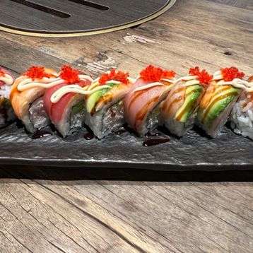 F20.Rainbow Roll