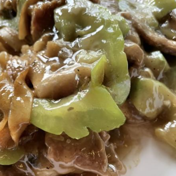 Fried Vermicelli with Beef & Bitter Melon