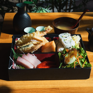 SASHIMI BENTO BOX