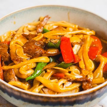 Hot Wok Stir-Fried Noodles