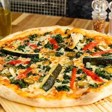 Small Primavera Pizza