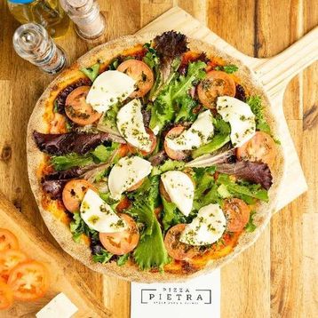 Small Caprese Pizza