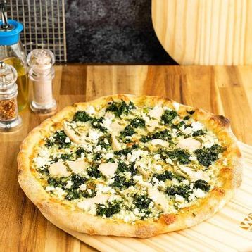Small Chicken Florentine Pizza
