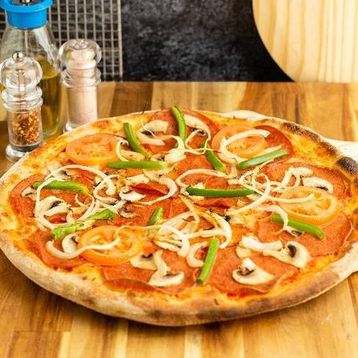 Small Deluxe Pizza