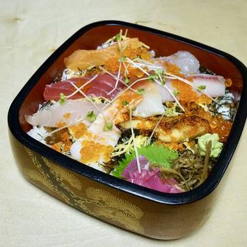Kiyo Chirashi