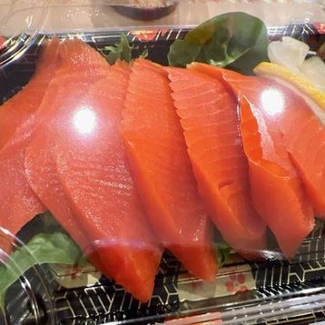 Wild Salmon Sashimi (7Pcs)