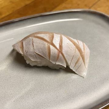 Hamachi Toro Nigiri