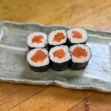 Wild Salmon Maki 6Pcs