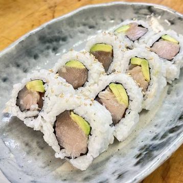 Tuna Avocado Roll 8Pcs