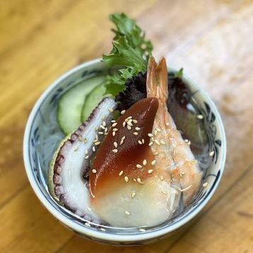 Seafood Sunomono