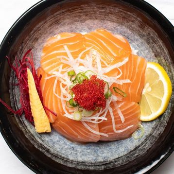 Spicy Salmon Don