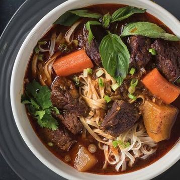 R2b.Vietnamese Style Beef Stew With Rice